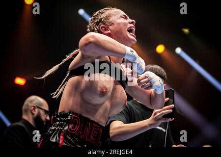 kingpyn boxing daniella hemsley|Kingpyn Boxing Highlights: Daniella Hemsley stuns the crowd